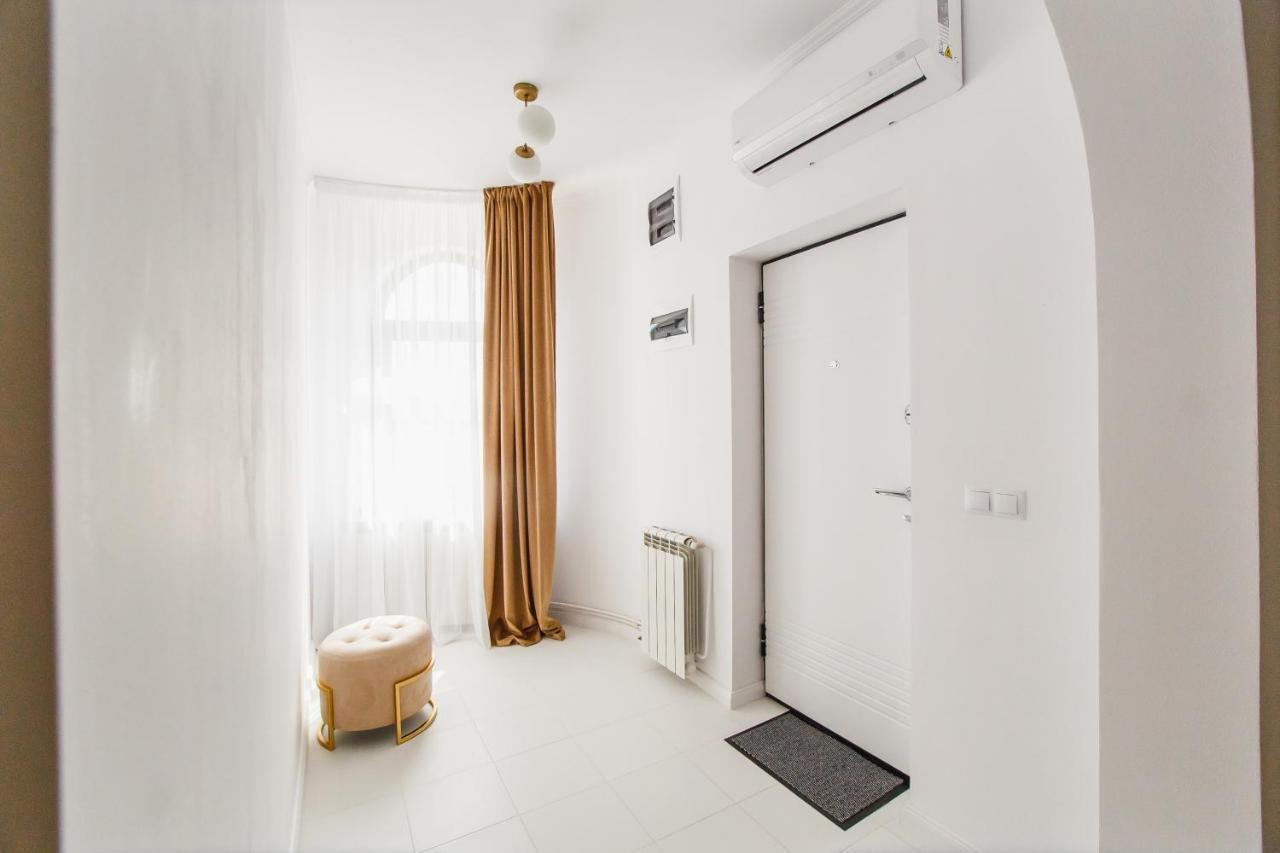 Rya Residence Oradea Buitenkant foto