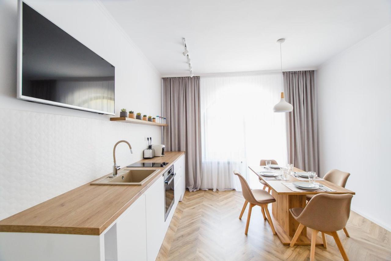 Rya Residence Oradea Buitenkant foto