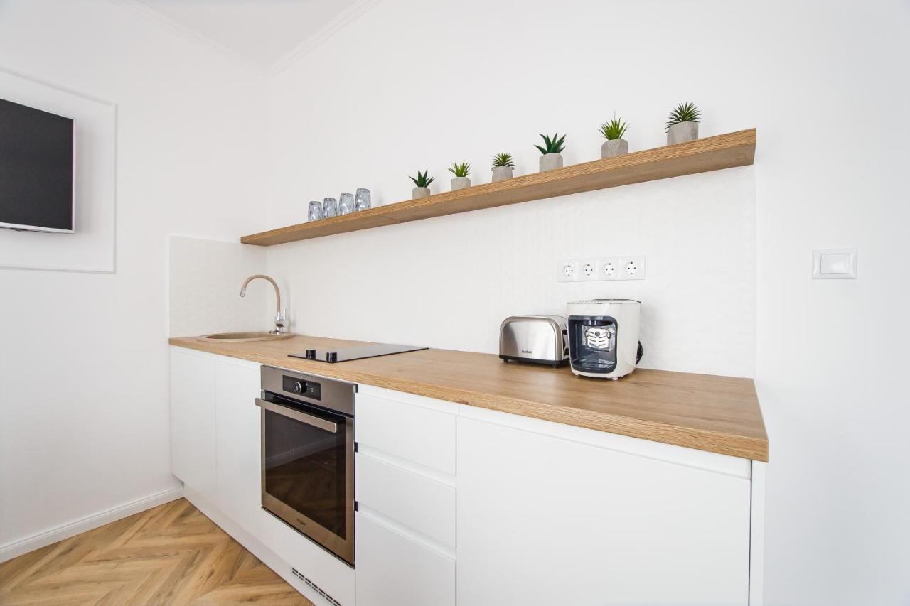 Rya Residence Oradea Buitenkant foto