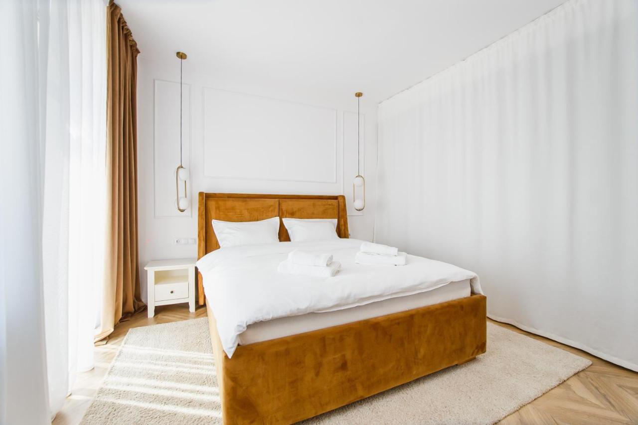 Rya Residence Oradea Buitenkant foto