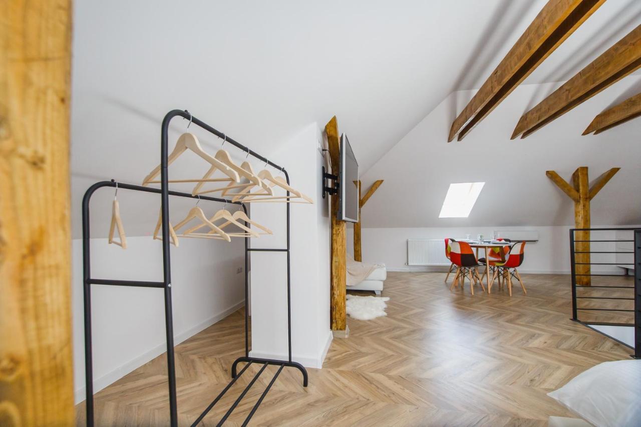 Rya Residence Oradea Buitenkant foto